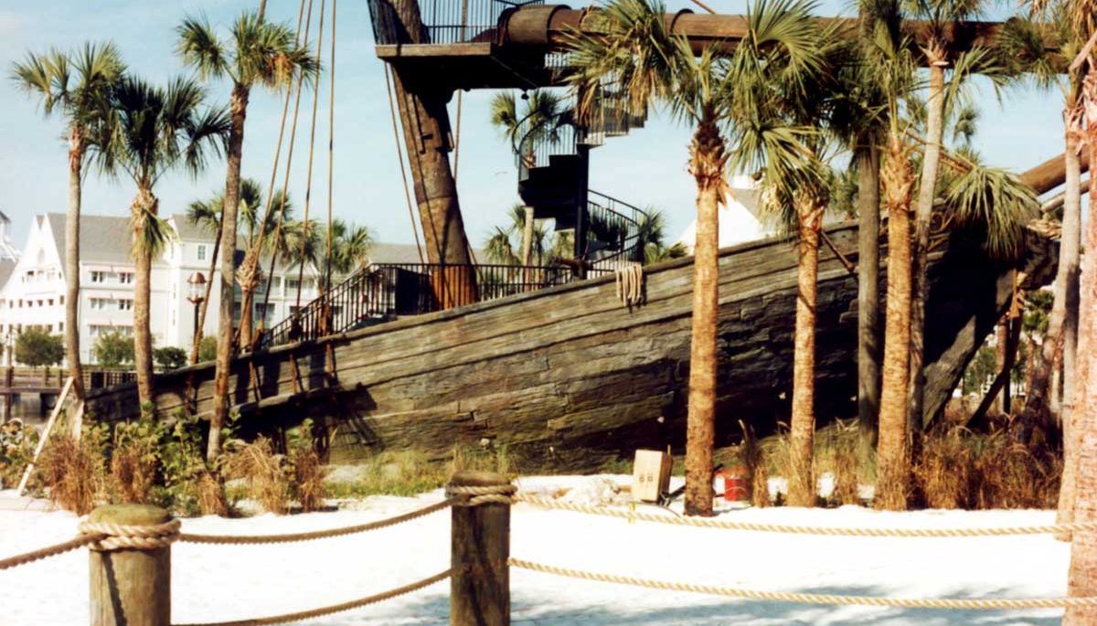 shipwreck - Disney