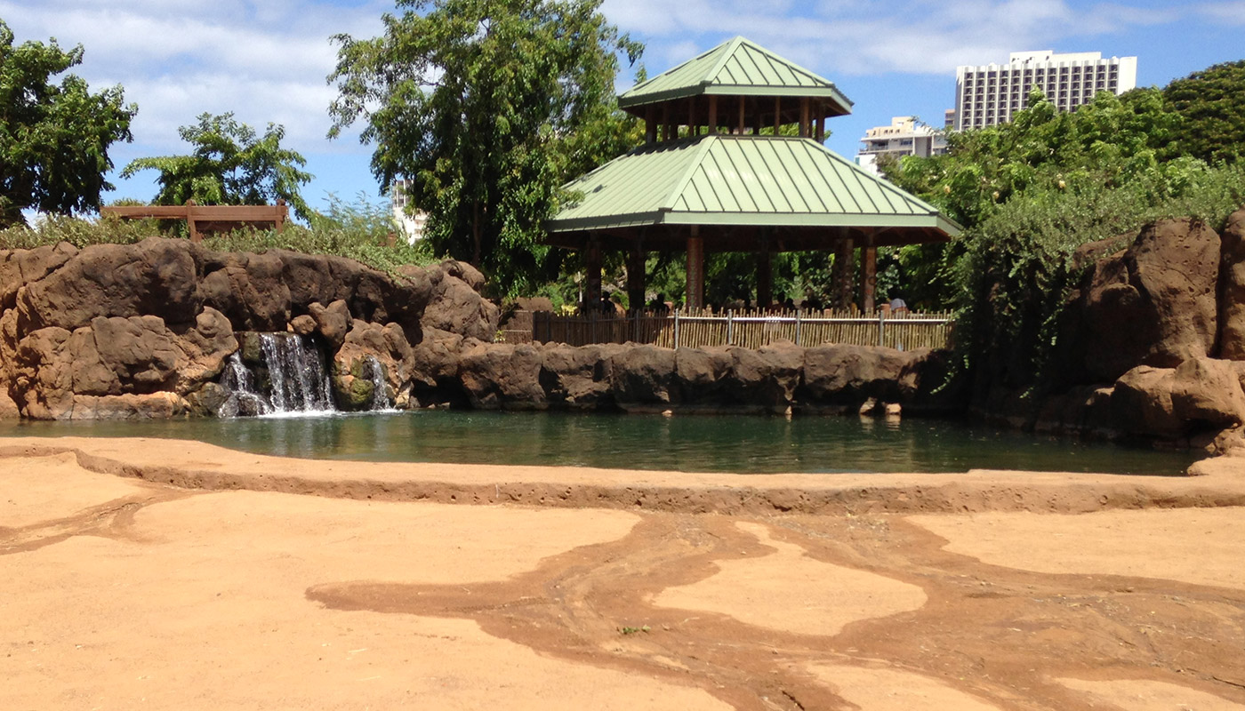 Photo: Honolulu Zoo - elephant habitat, enclosure